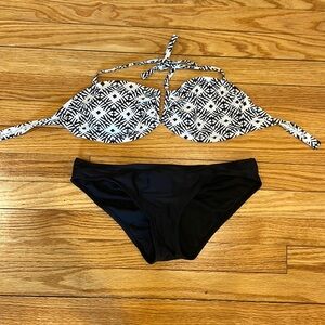 Old Navy V Bandeau Bikini Set